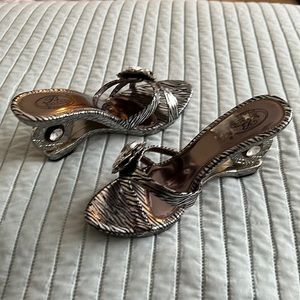 Bolaro by Summer Rio leopard sandals